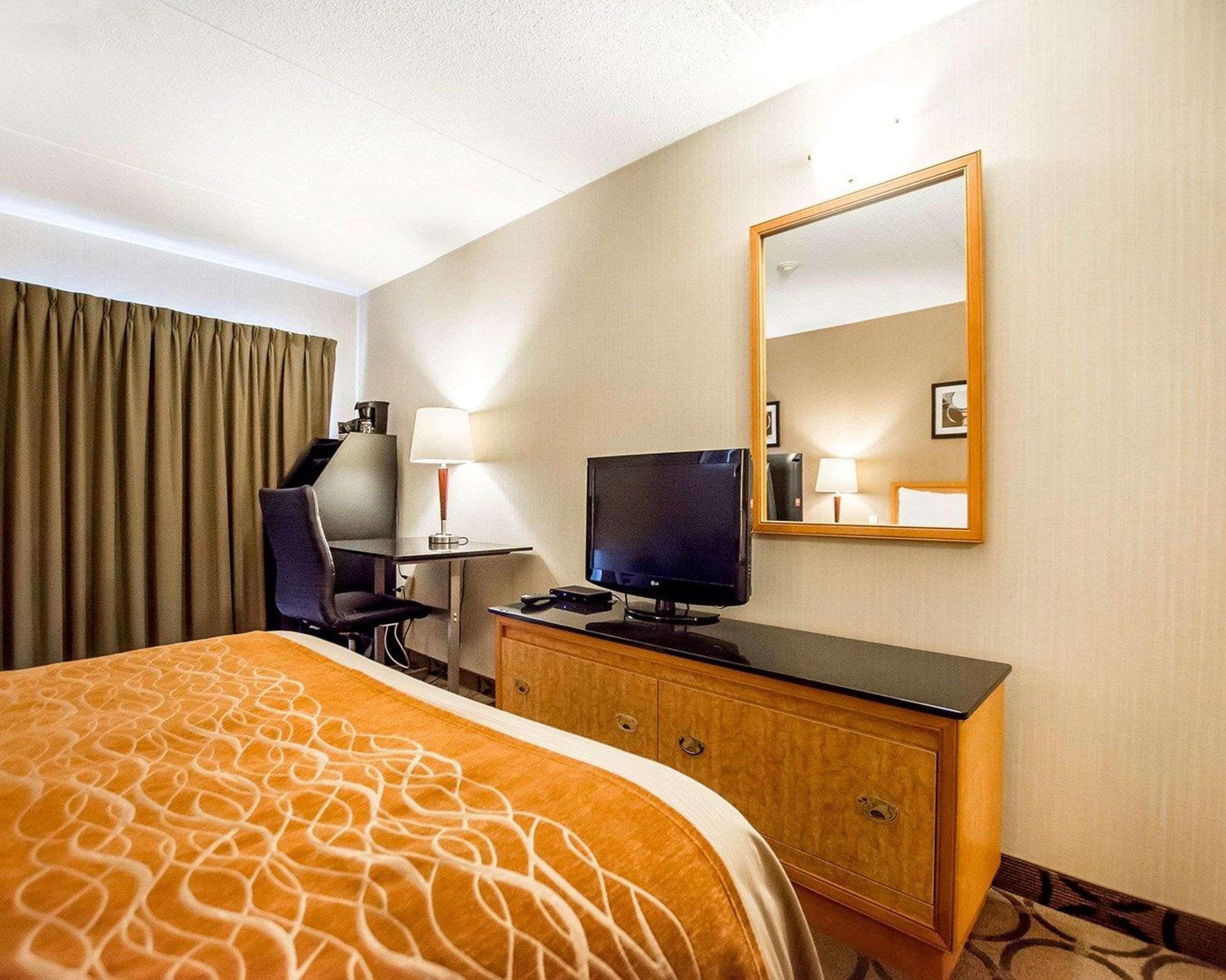 Comfort Inn Kirkland Lake Bagian luar foto