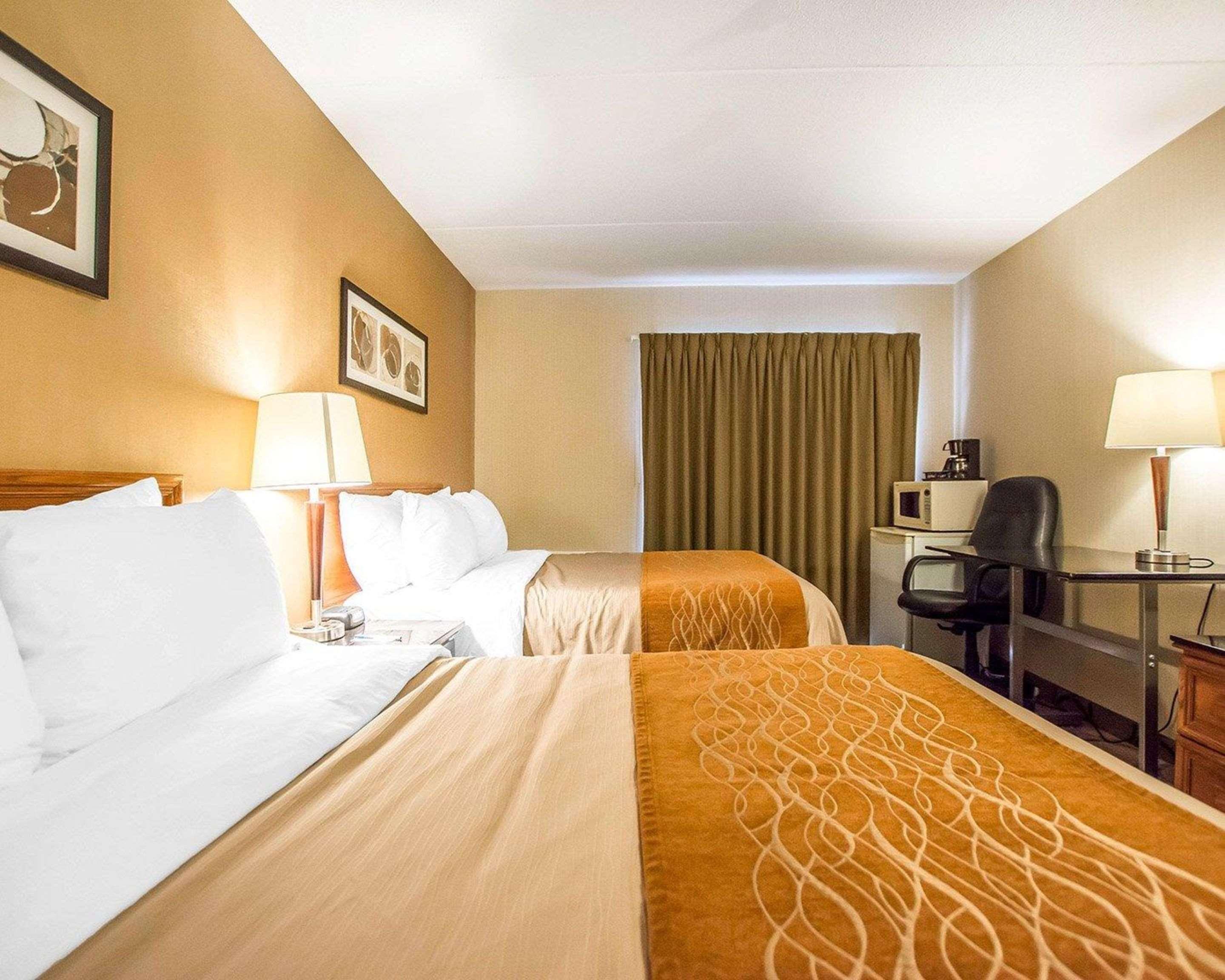 Comfort Inn Kirkland Lake Bagian luar foto