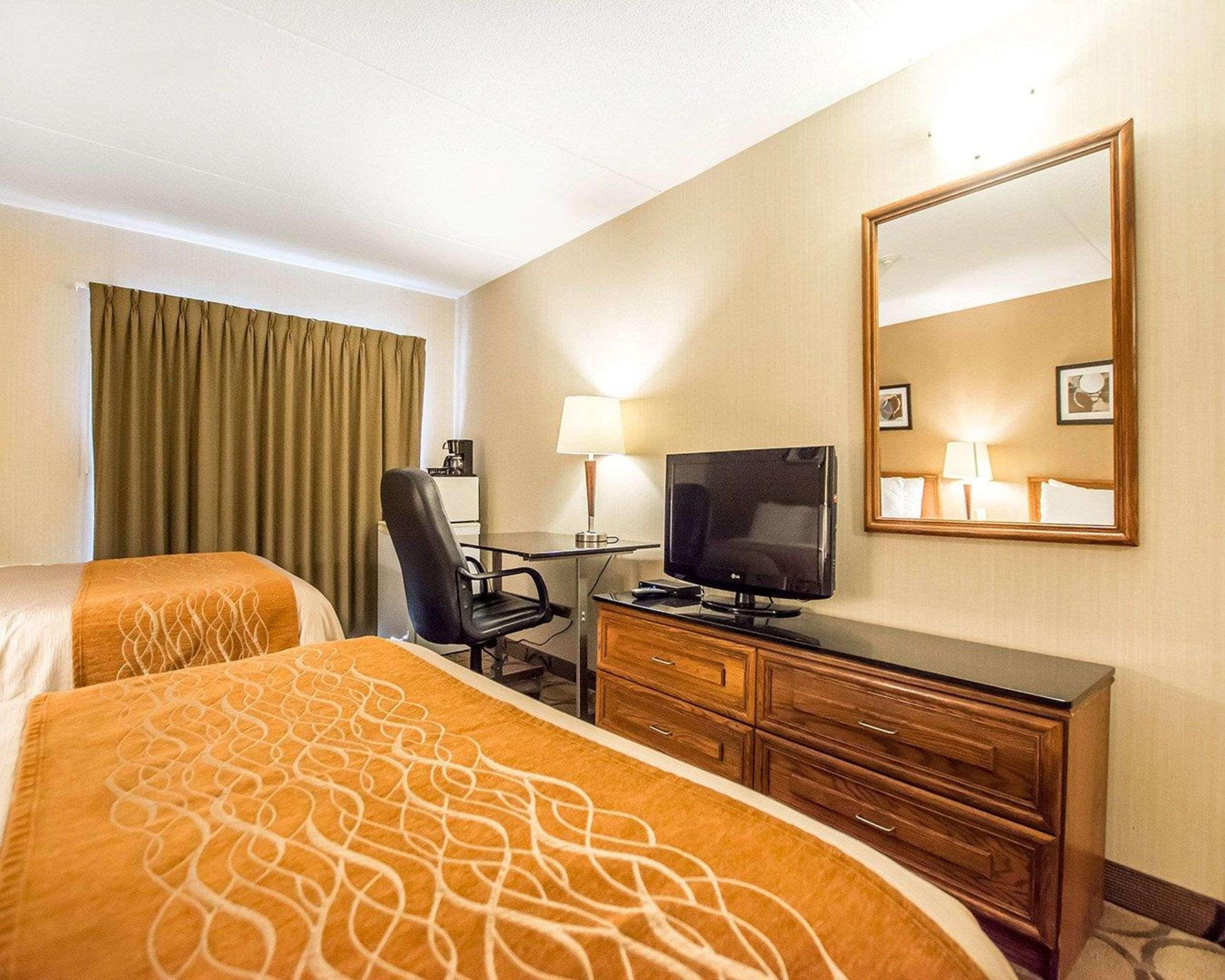 Comfort Inn Kirkland Lake Bagian luar foto
