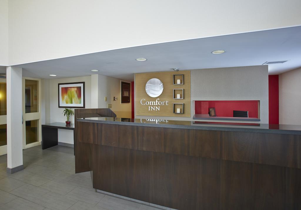 Comfort Inn Kirkland Lake Bagian luar foto