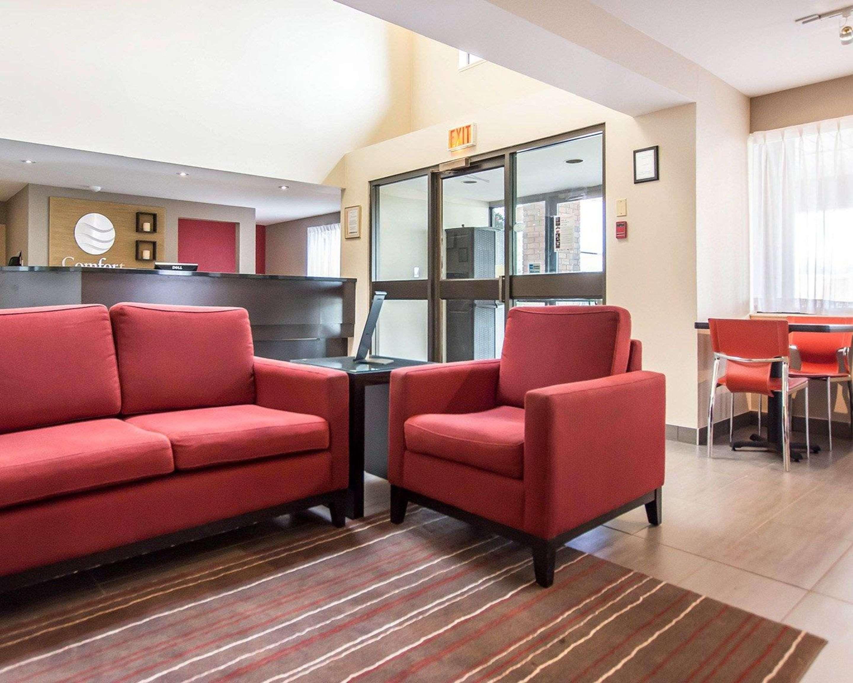 Comfort Inn Kirkland Lake Bagian luar foto