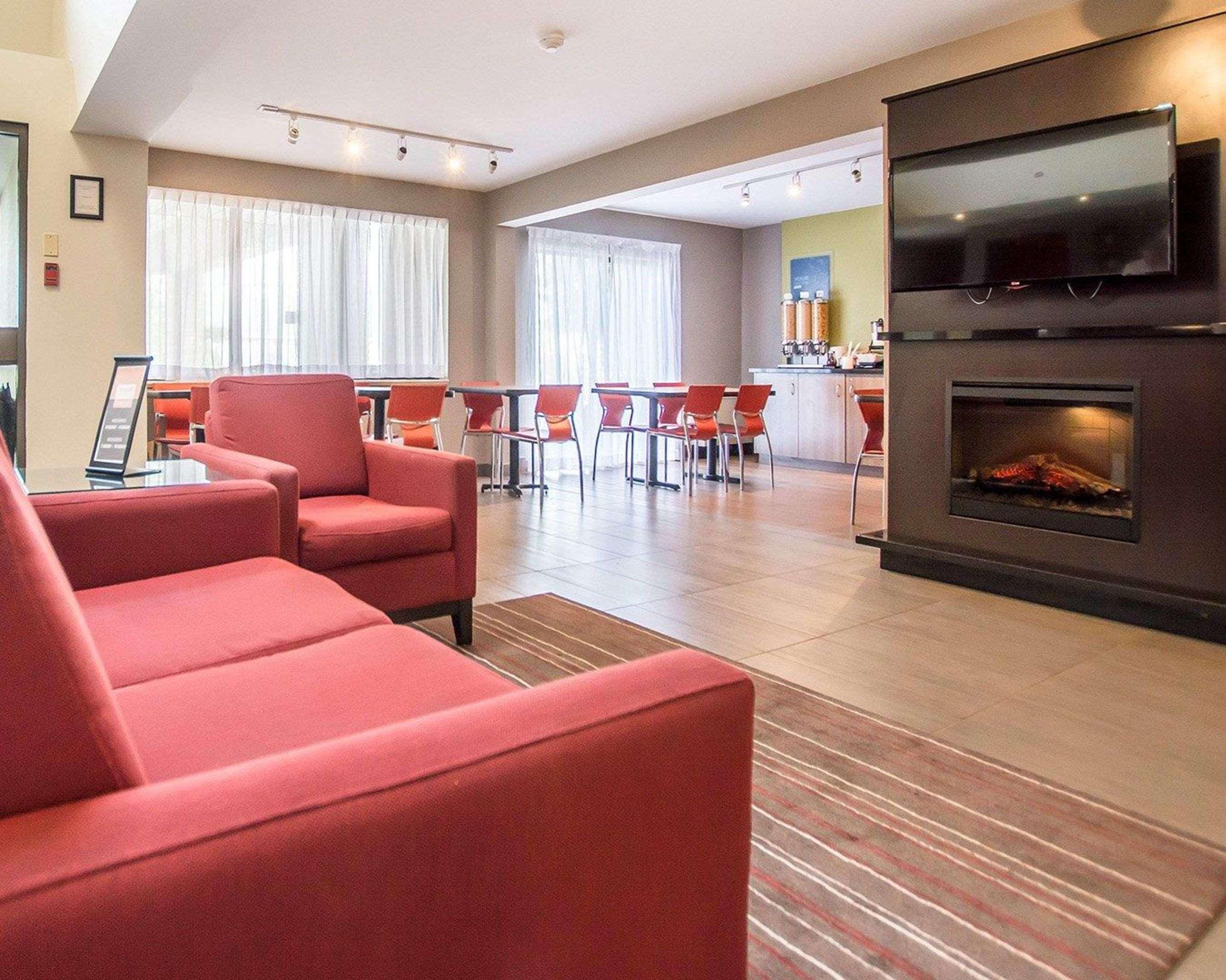 Comfort Inn Kirkland Lake Bagian luar foto