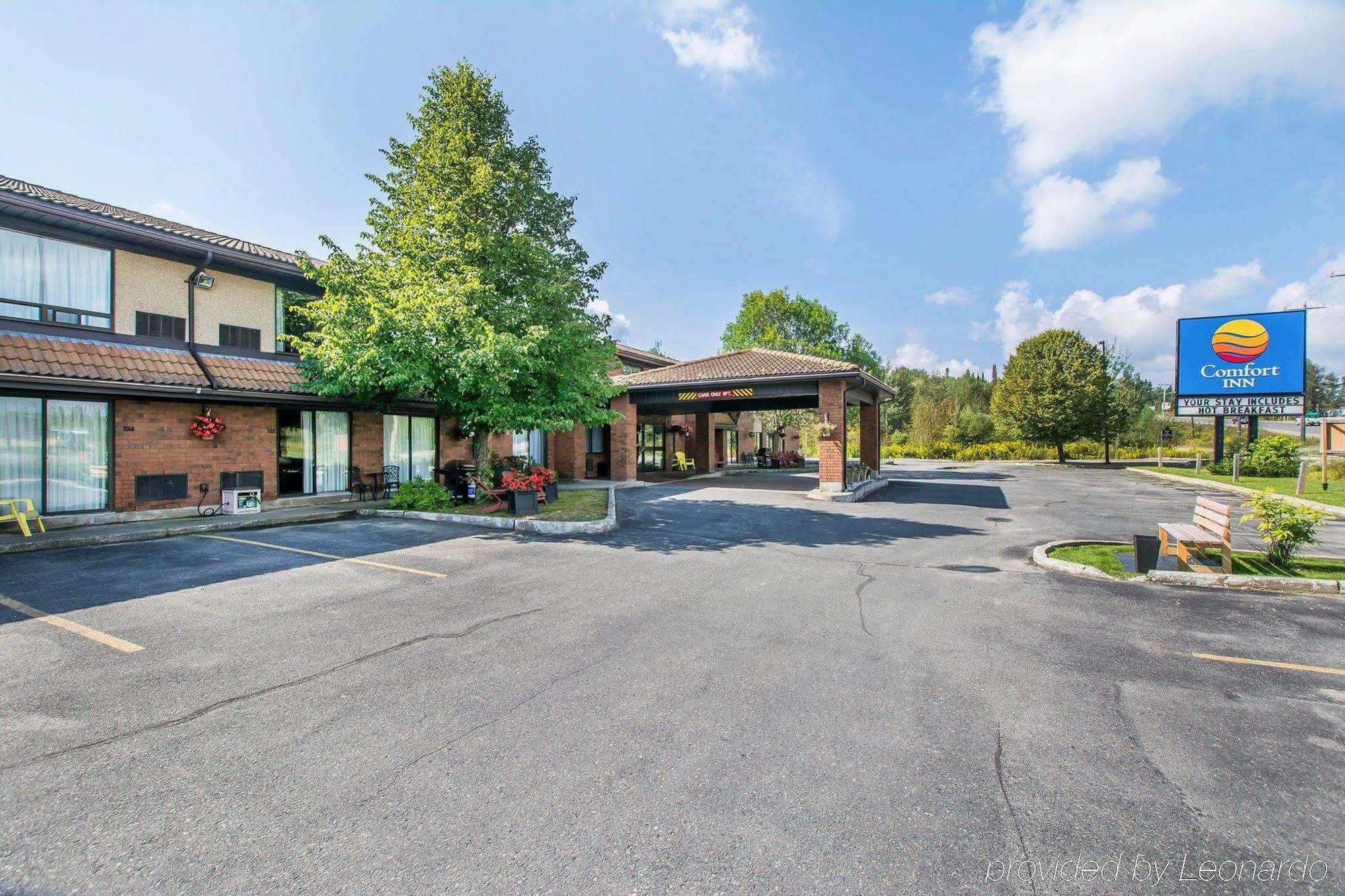 Comfort Inn Kirkland Lake Bagian luar foto