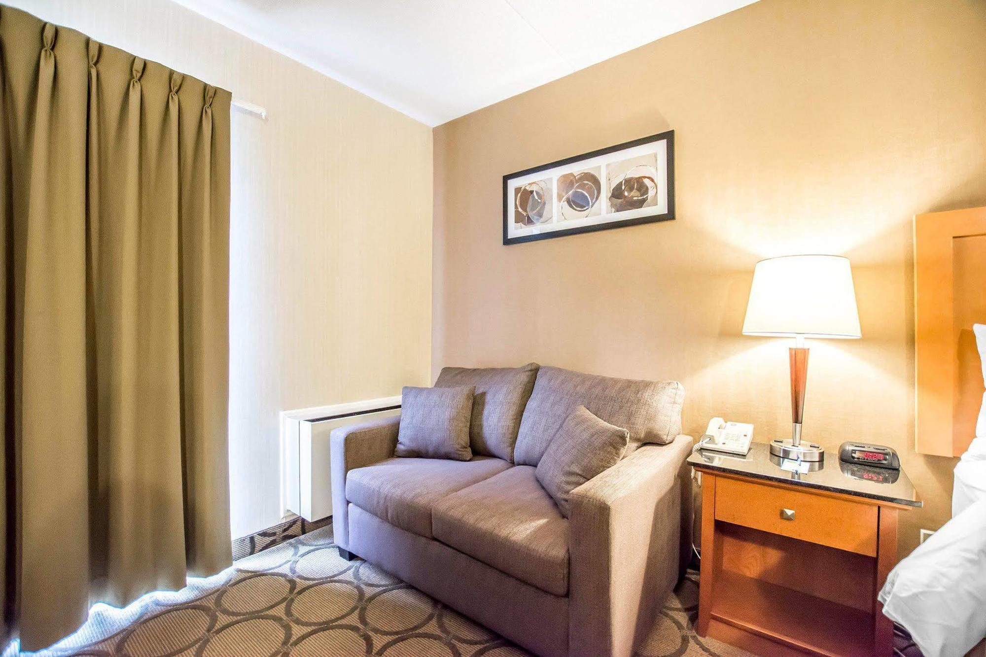 Comfort Inn Kirkland Lake Bagian luar foto