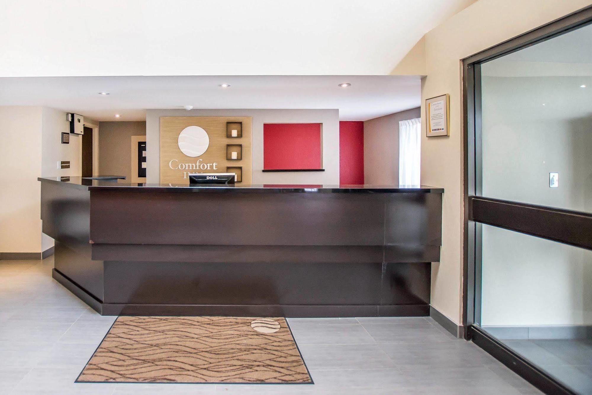 Comfort Inn Kirkland Lake Bagian luar foto