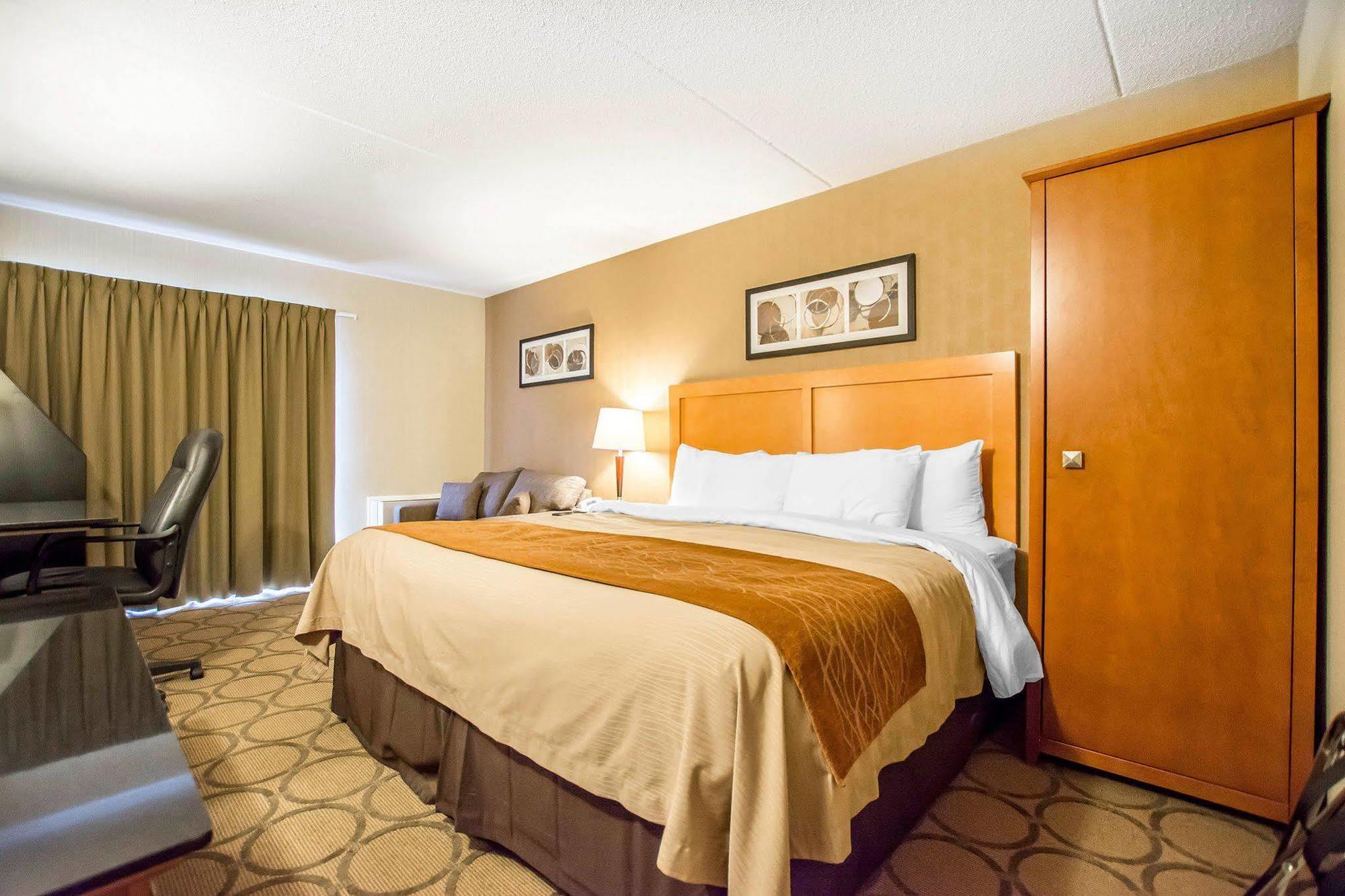Comfort Inn Kirkland Lake Bagian luar foto