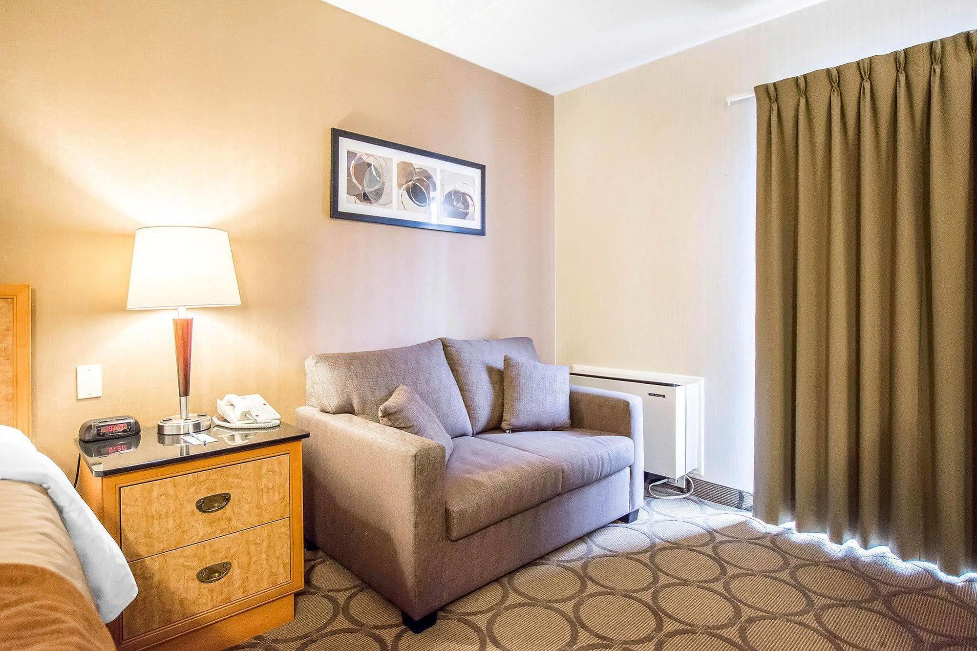 Comfort Inn Kirkland Lake Bagian luar foto